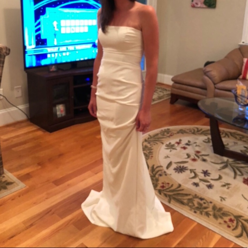 Beautiful brand new with tags, Nicole Miller!